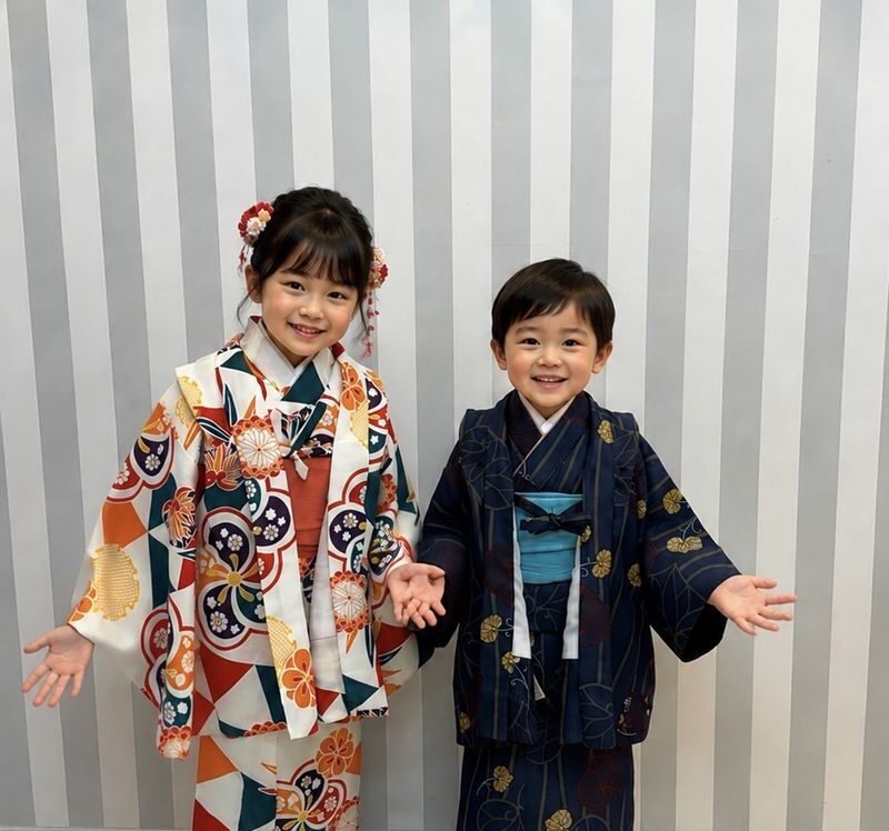 Fukuoka Kimono Rental (古賀新きもの館) Yanagawa本店- Dazaifu Station 1-minute - Dazaifu: a good match for a shrine visit