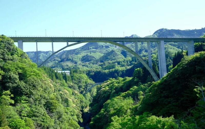 Fukuoka: Takachiho Gorge & Scenic Railway One Day Tour - What the Reviews Say