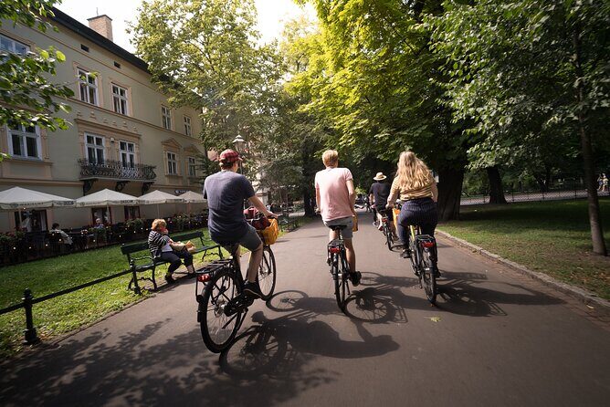 Full Bike Tour - the Old Town, Jewish Qtr & the Ghetto NEW BIKES - The Sum Up: Who Will Love This Tour?
