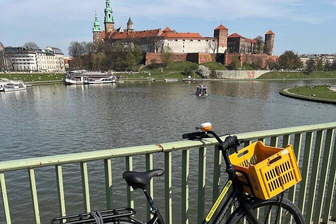 Full Bike Tour - the Old Town, Jewish Qtr & the Ghetto NEW BIKES - FAQ