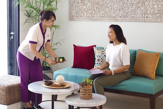 Full Body Scrub and Flower Bath Massage 2 Hours at Nusa Dua - A Deep Dive into the Experience