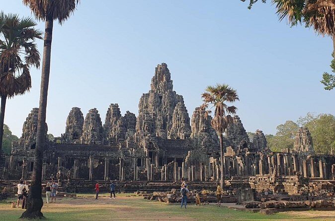 Full Day Angkor Wat Temples Tour with Pickup - Who Should Consider This Tour?