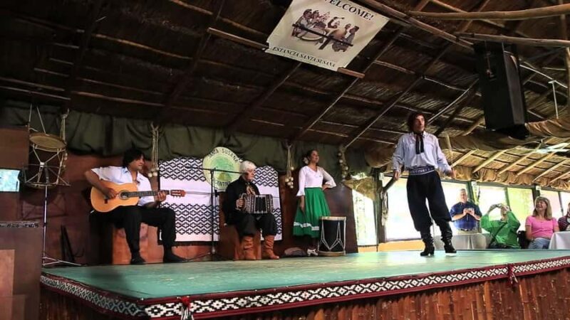 Full-Day at Santa Susana Ranch with BBQ, Drinks and Show - The Sum Up