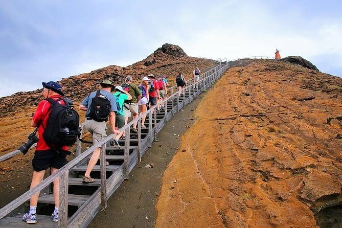 Full Day Bartolome Island & Sullivan Bay - Exploring Galápagos: Full Day Bartolome Island & Sullivan Bay Tour