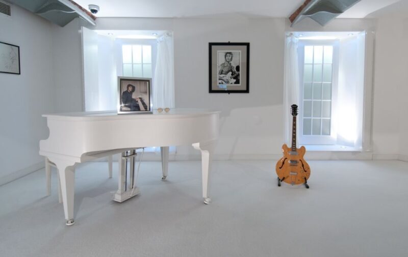 Full-Day Beatles and Liverpool Tour from London - The Itinerary in Detail