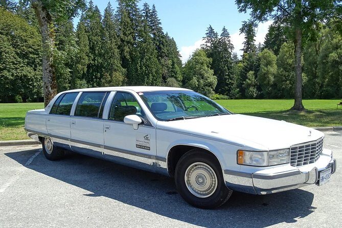 Full Day Best of Vancouver Private City and Gardens Tour - Experience Vancouver in Style: A Private Full-Day Tour of the City and Gardens