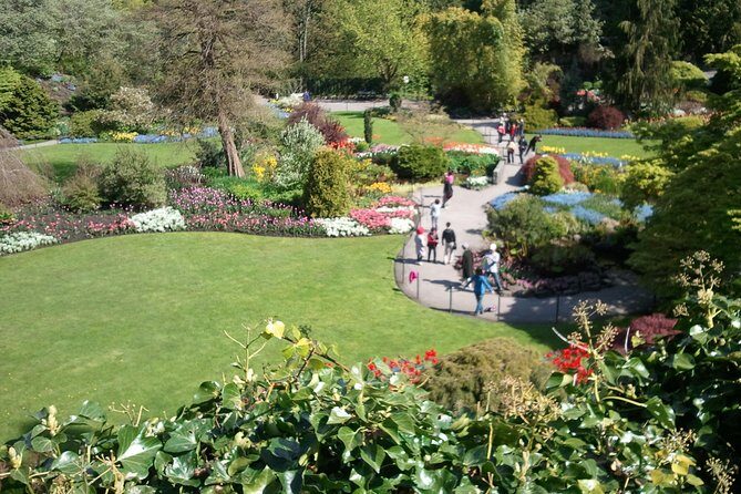Full Day Best of Vancouver Private City and Gardens Tour - Who Is This Tour Best For?
