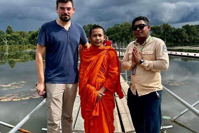 Full-Day 'Big Tour' with Sunset at Phnom Bakheng - The Grand Finale: Sunset at Phnom Bakheng