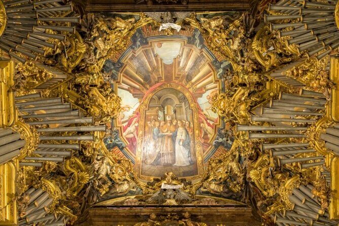 Full-Day Braga & Guimarães Guided Semi-Private Tour with Lunch from Porto - An Authentic Day Exploring Portugal’s Gems: Braga & Guimarães
