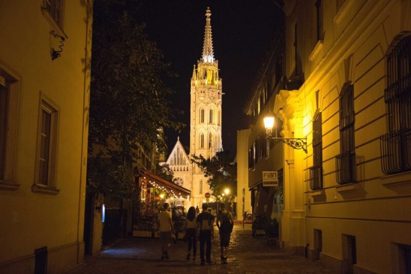Full Day Budapest City Tour with Lunch, Wine & Dessert - FAQs