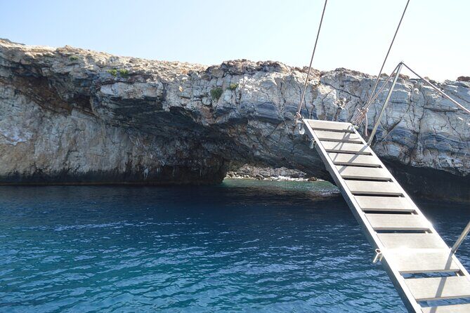 Full Day Catamaran Cruise in Paros - Key Points