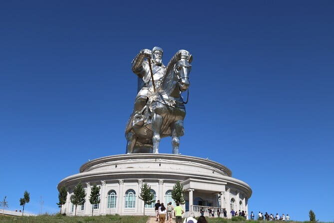 Full Day Chinggis Khaan Statue & Terelj NP Tour +Horseride, Eagle - Discovering Mongolias Landmarks in One Day