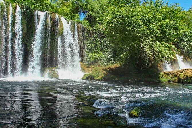 Full Day City Tour/2 Waterfalls, Boat Trip, Old Town - Analyzing the Value