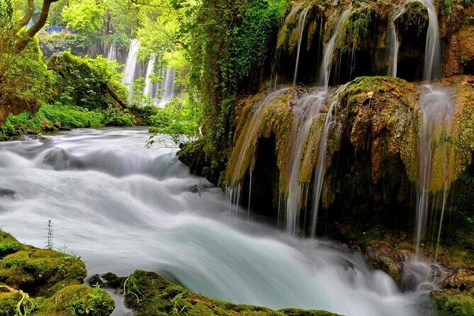 Full Day City Tour/2 Waterfalls, Boat Trip, Old Town - Final Words: Who’s This for?