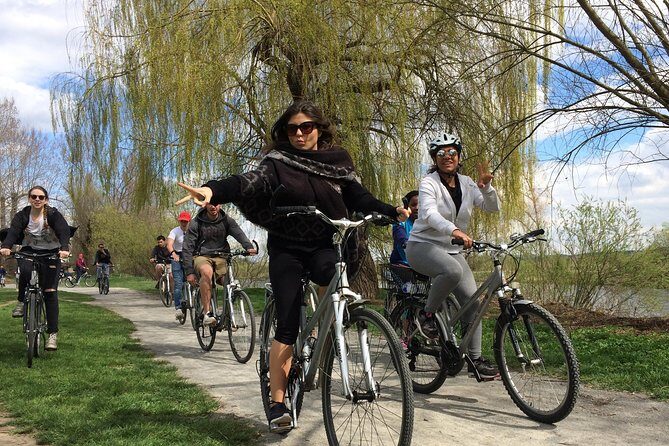 Full-Day Countryside E-Bike Tour to Karlstejn Castle (small group - Key Points