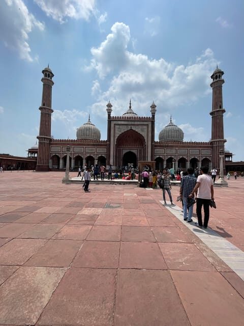 Full-Day Delhi Tour with Local Expert Guide - Exploring the Highlights of Delhi in a Day