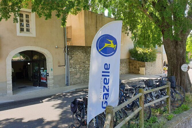 Full day E-Bike rental in the Luberon - Key Points