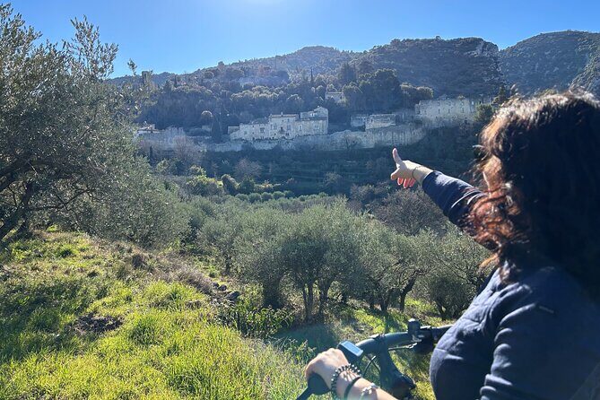 Full Day E-bike Tour in the Luberon Region from Aix en Provence - Key Points