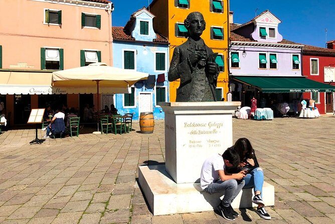 Full-day excursion to Murano, Burano and Torcello from Venice Train Station - An In-Depth Look at the Full-Day Island Tour