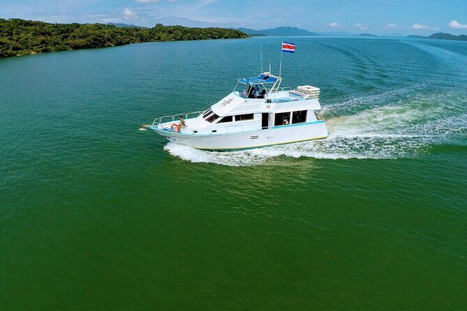 Full Day Excursion to Tortuga Island from Puntarenas - The Experience: What to Expect on This Full Day Tour