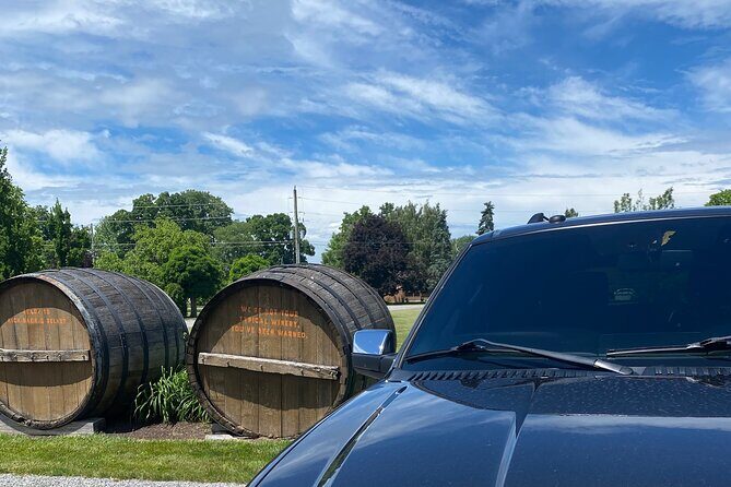 Full-Day Group Wine Tour (with cheese and charcuterie) in Niagara-on-the-Lake - Key Points