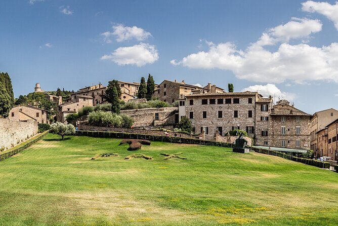 Full-Day Guided Historical Tour of Cascia and Assisi - Who Should Book This Tour?
