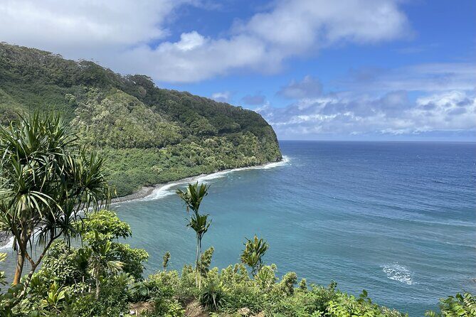 Full Day Guided Tour in Hana - Key Points
