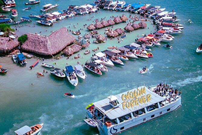 Full Day Guided Tour to Isla Cholón - Key Points