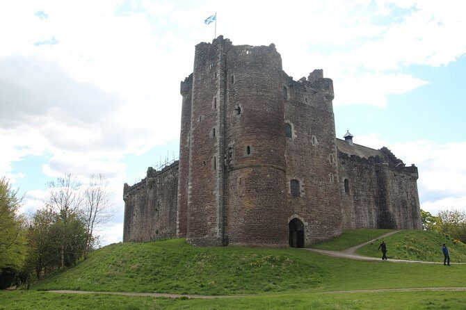 Full-Day Highland Lochs Glens and Castles Tour from Edinburgh - Discover Scotland’s Hidden Gems on a Full-Day Highland Loops Tour
