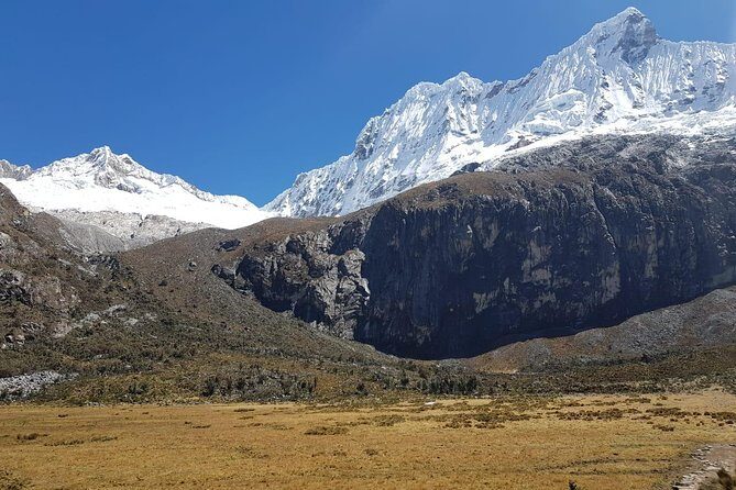 Full day hike in Lagoon 69 with Transportation - Key Points