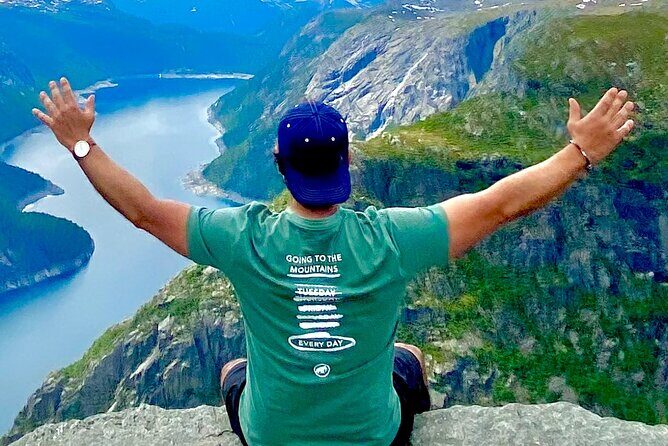 Full Day Hiking Adventure from Bergen to Trolltunga - Starting Point: Bergen and Early Drive
