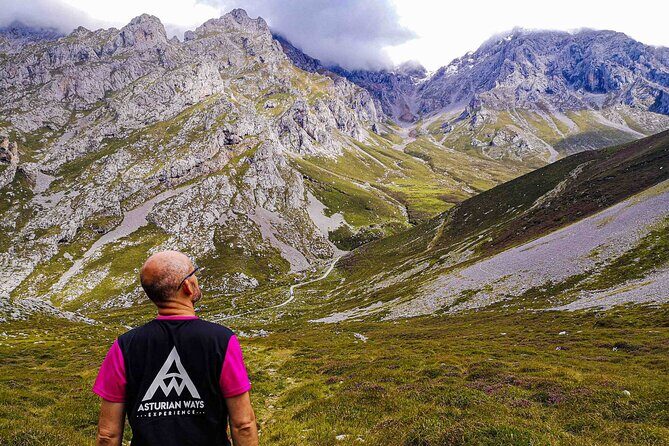 Full Day Hiking in Picos de Europa National Park - Exploring the Picos de Europa on a Full-Day Hike