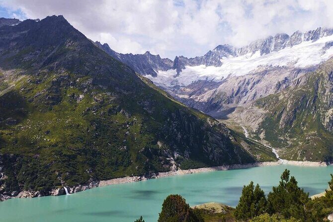 Full-Day Hiking Swiss Alps and Lake swim with Pick-up - FAQs