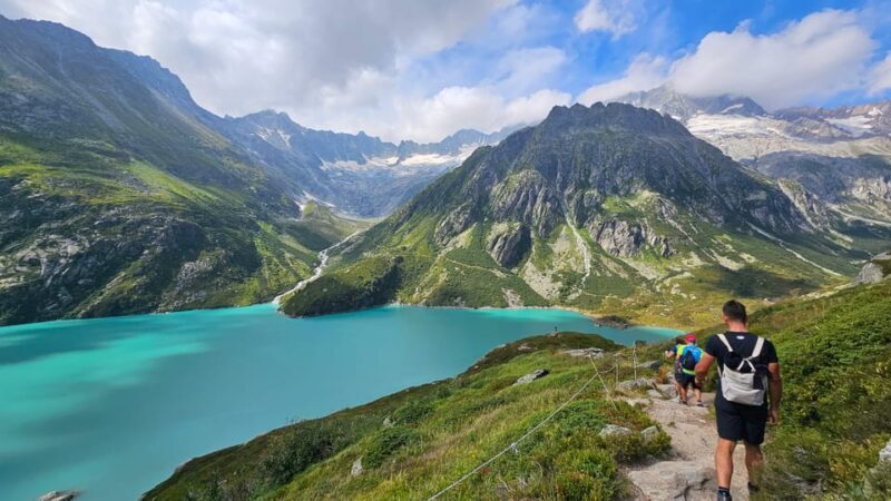 Full-Day Hiking Swiss Alps and Lake with Pick-up - A Closer Look at the Full-Day Swiss Alps and Lake Lucerne Hiking Tour