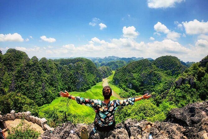 Full day Hoa Lu - Mua Cave - Tam Coc from Hanoi - Who Will Appreciate This Tour?