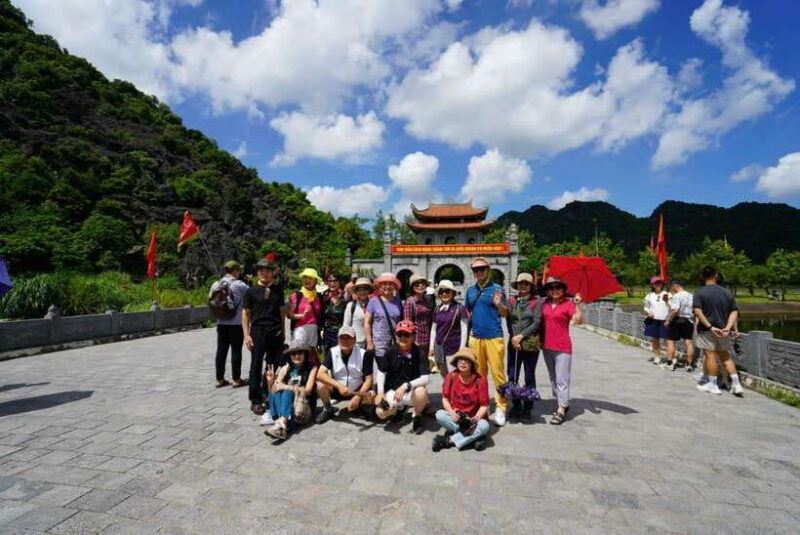 Full Day Hoa Lu - Tam Coc - Mua Cave/Buffet/Tour Guide/Bus - Exploring Ninh Binh: A Full-Day Tour from Hanoi