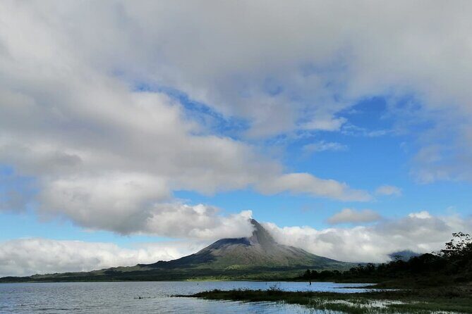 Full day hot springs at Arenal Volcano and hanging brides from San Jose - Key Points
