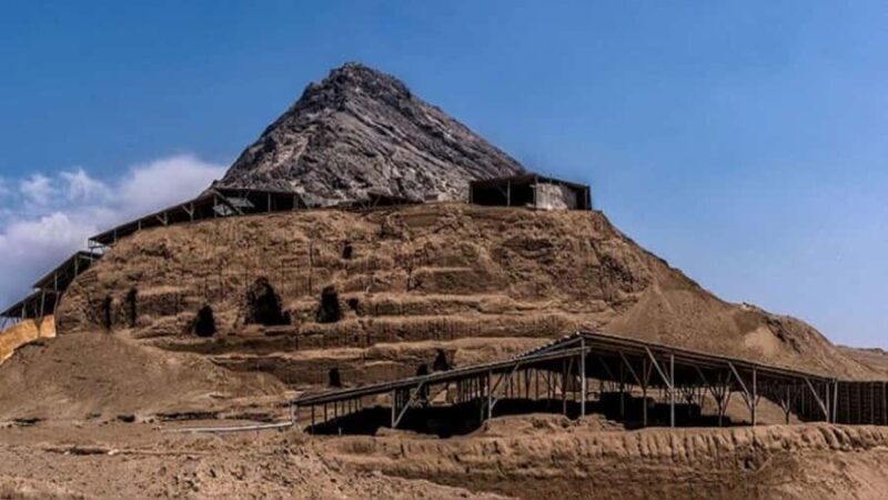 Full day Huacas of Moche, Chan Chan and Beach Huanchaco - A Day Exploring Peru’s Ancient Civilizations and Coastal Charm