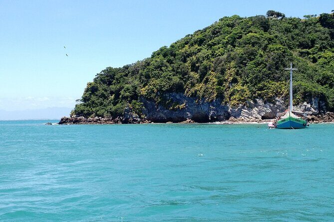 Full Day in Búzios with Catamaran Tour and Lunch - The Value of This Tour