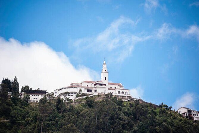 Full Day in Private Bogotá: Monserrate, Candelaria and Museums - Key Points
