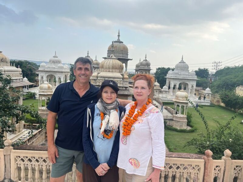 Full day Jaipur sightseeing tour by tuk tuk. - FAQs