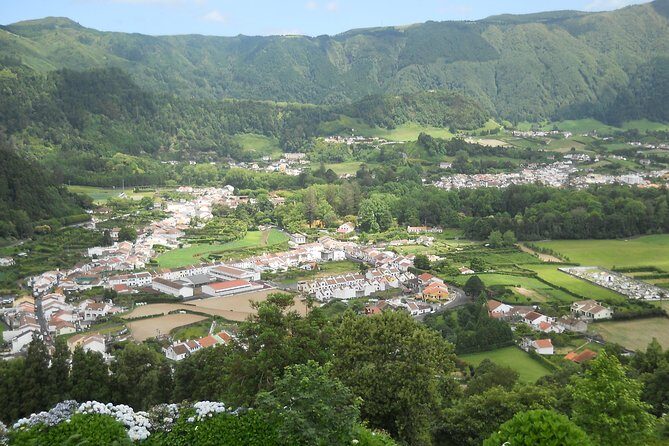 Full-Day Jeep Tour to Furnas - Key Points