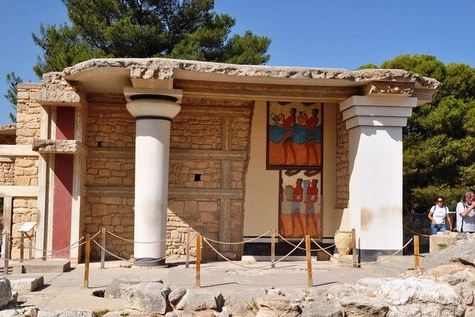 Full-Day Knossos And Heraklion Tour From Chania - Costs and Additional Expenses