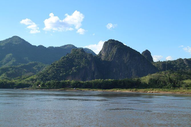 FULL DAY  Kuang Si Waterfall, Kayak on the Nam Ou / Mekong River, Pak Ou Caves - FAQ