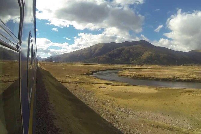 Full day: Luxury train from Cusco to Puno - The Scenic Highlights