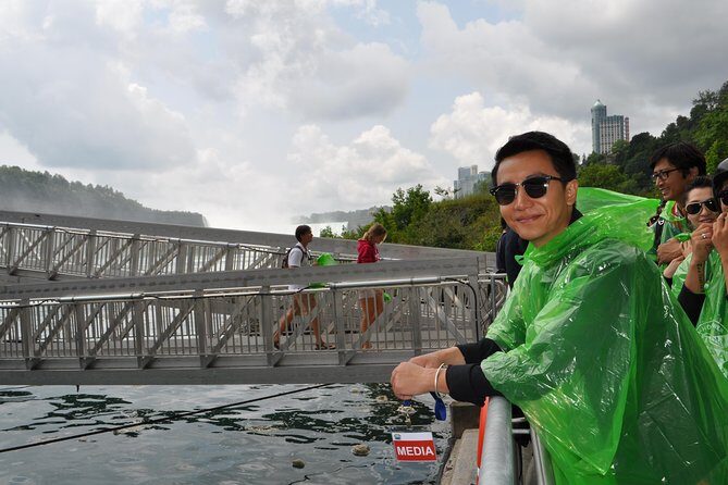 Full-Day Niagara Falls Tour from Toronto w/Boat/JBF/Tower - In The Sum Up