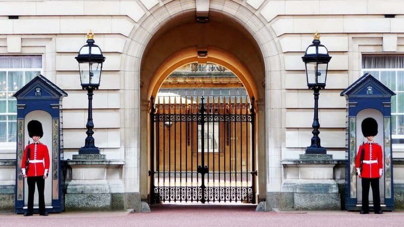 Full Day Panoramic Only Driver-Guided Tour of London - Kensington and Royal London: Elegant Neighborhoods and Cultural Icons