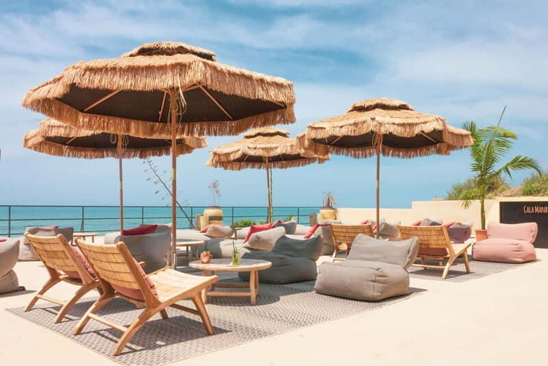 Full Day Pass to Cala Manbrù Beach Club - An In-Depth Look at Cala Manbrù Beach Club