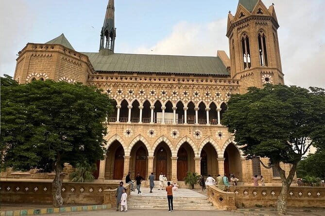 Full Day Private City Tour of Karachi - Key Points