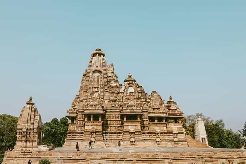 Full-Day Private Guided Temple Tour in Khajuraho - The Experience for Different Travelers